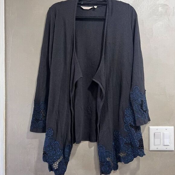 Soft Surroundings Lucy Topper Twilight Embroidered Blue Ribbed Cardigan M NEW - Picture 2 of 5
